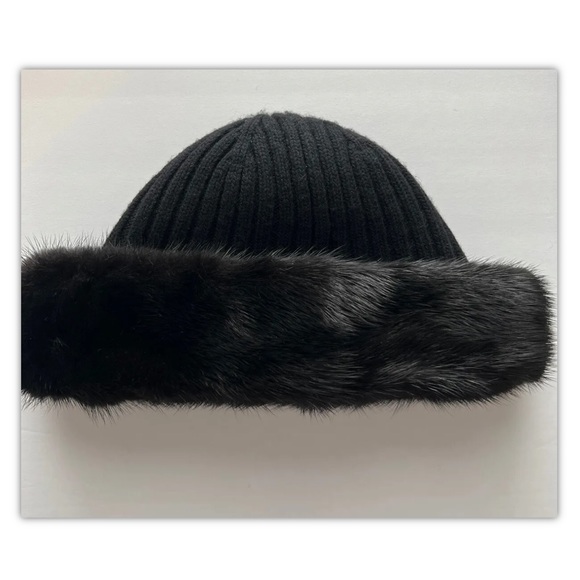 PRADA Mink Fur and Wool Knit Beanie Hat LN00578 size Medium - Picture 2 of 5